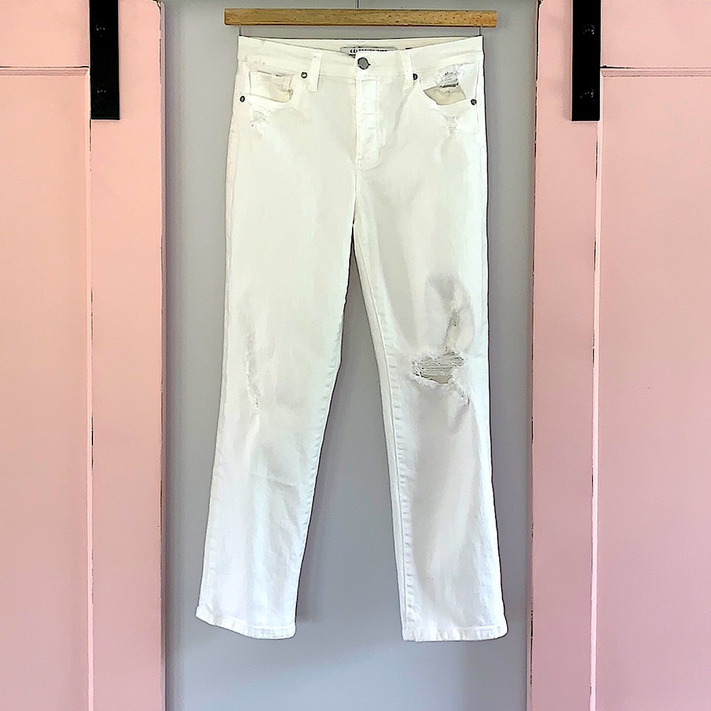 Celebrity pink white cropped pants distressed 3/26 Macy’s